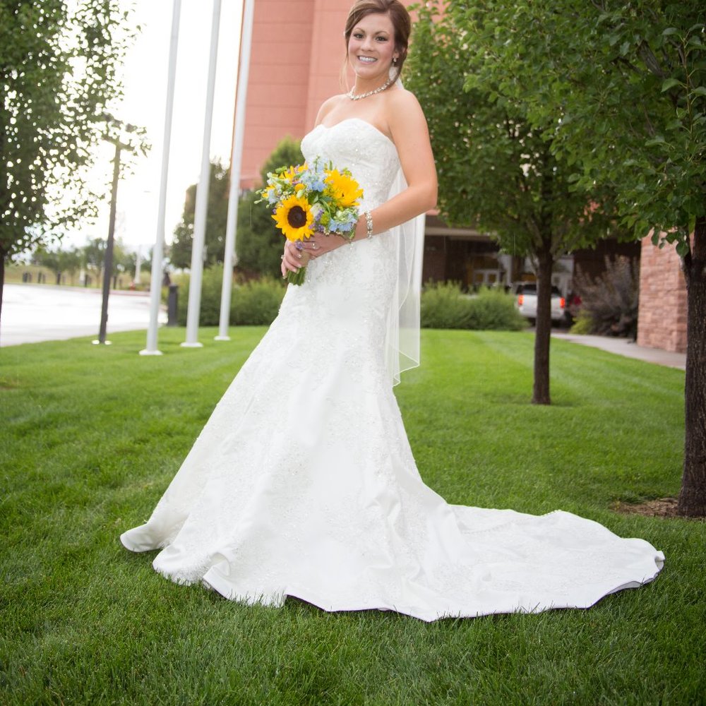 Oleg Cassini Wedding Dress